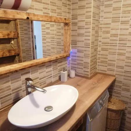 Vendeghaz Διαμέρισμα Pusztaszemes